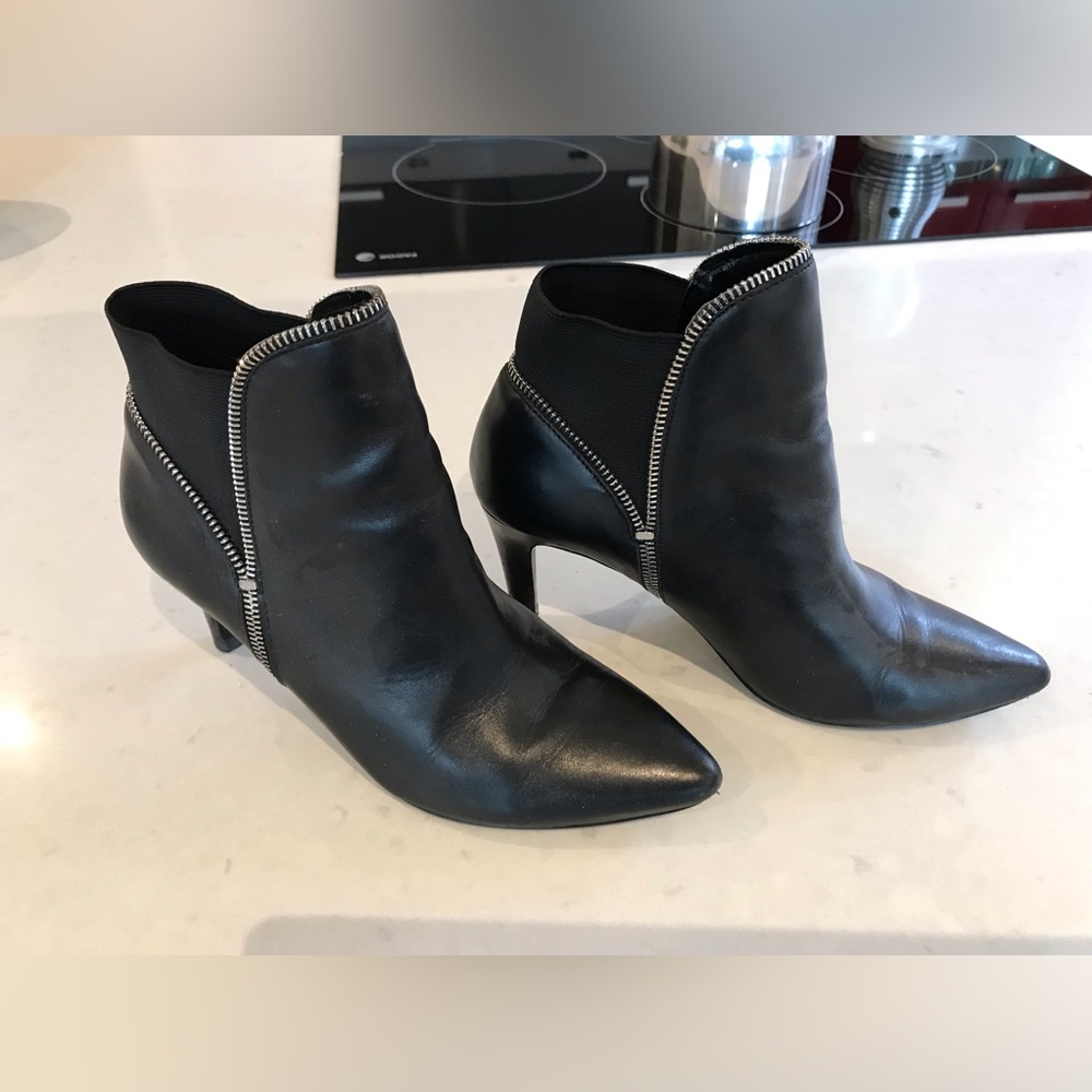 Tahari Black Leather Pointed Toe Ankle Booties with Silver Zip Trim